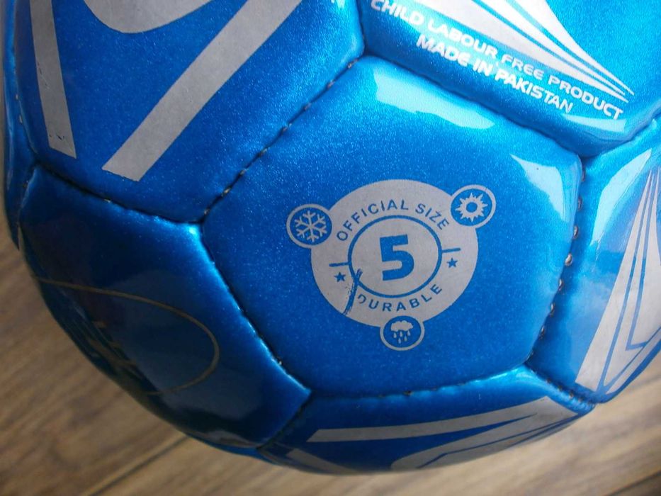 Нови 2бр. Футболна Топка на ФК ЛЕВСКИ Ultra Blue за игра и малка