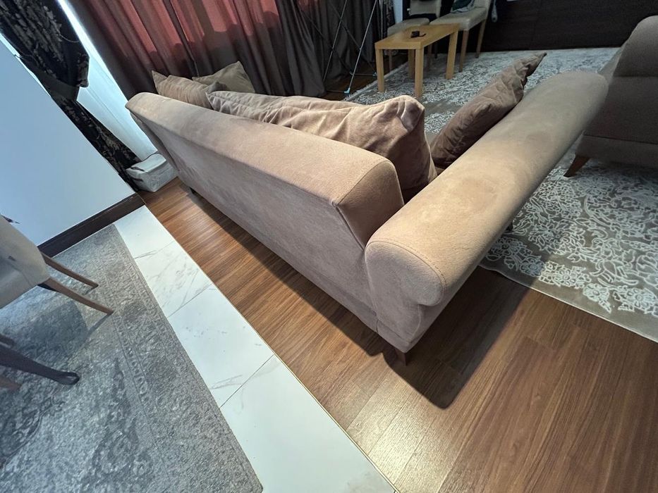 Диванный гарнитур