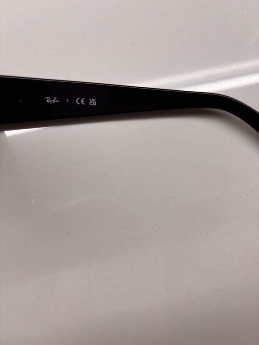 Оригинални слънчеви очила Ray-Ban Zenа