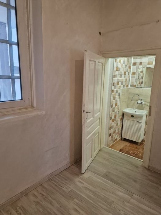 Дава се под наем Магазин в София, Център - 45 кв.м за 797.64 € - Снимка #5