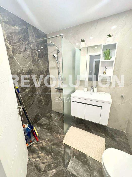 Продава се Двустаен апартамент в Пловдив, Каменица 1 - 80 кв.м за 2438 €/кв.м - Снимка #8