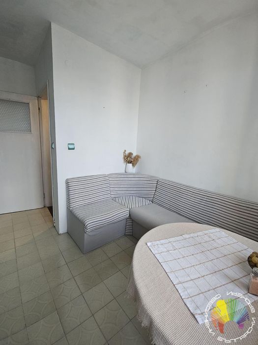 Дава се под наем Двустаен апартамент в Бургас, Възраждане - 46 кв.м за 255 € - Снимка #4