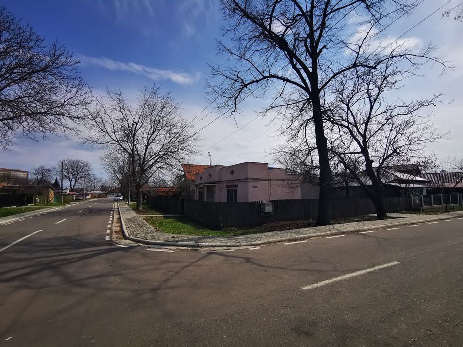 Proprietate de vânzare în Tecuci – la 50 m de Parcul Regina Elisabeta.