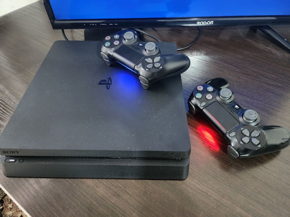 Playstation 4 SLIM 1 TB