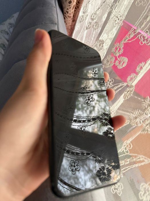 iphone xr в хорошем состояний