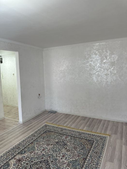 Продаю 2 комн квартиру в центре