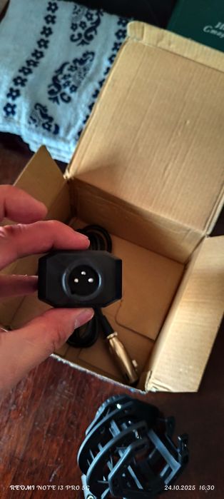 Канденсаторный микрофон студия