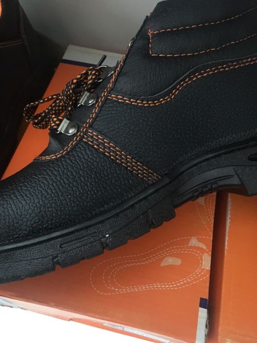 Работни обувки боти