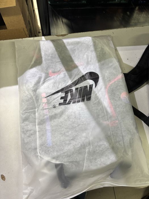 Nike elite v2 Black and pink