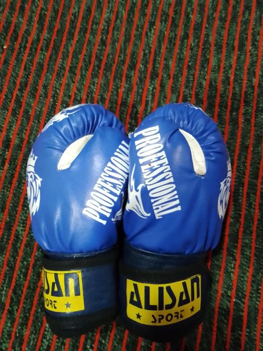 Боксёрские перчатки для детей