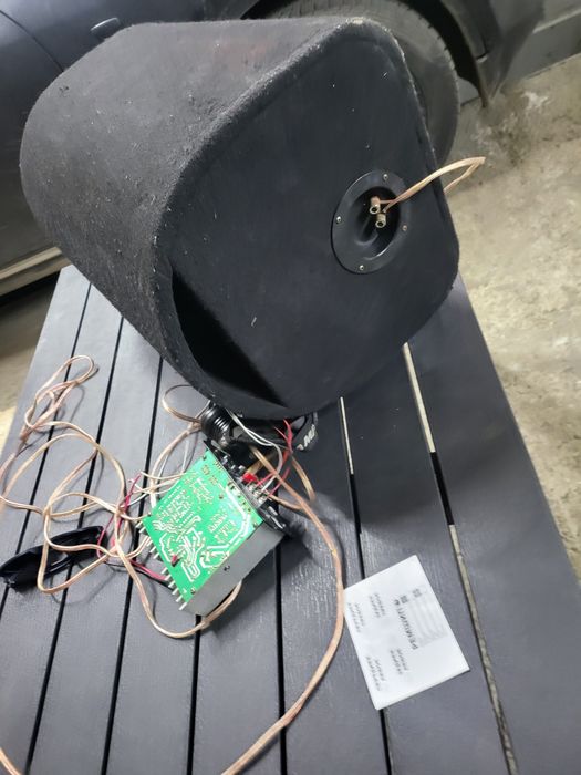 Продам сабвуфер саб