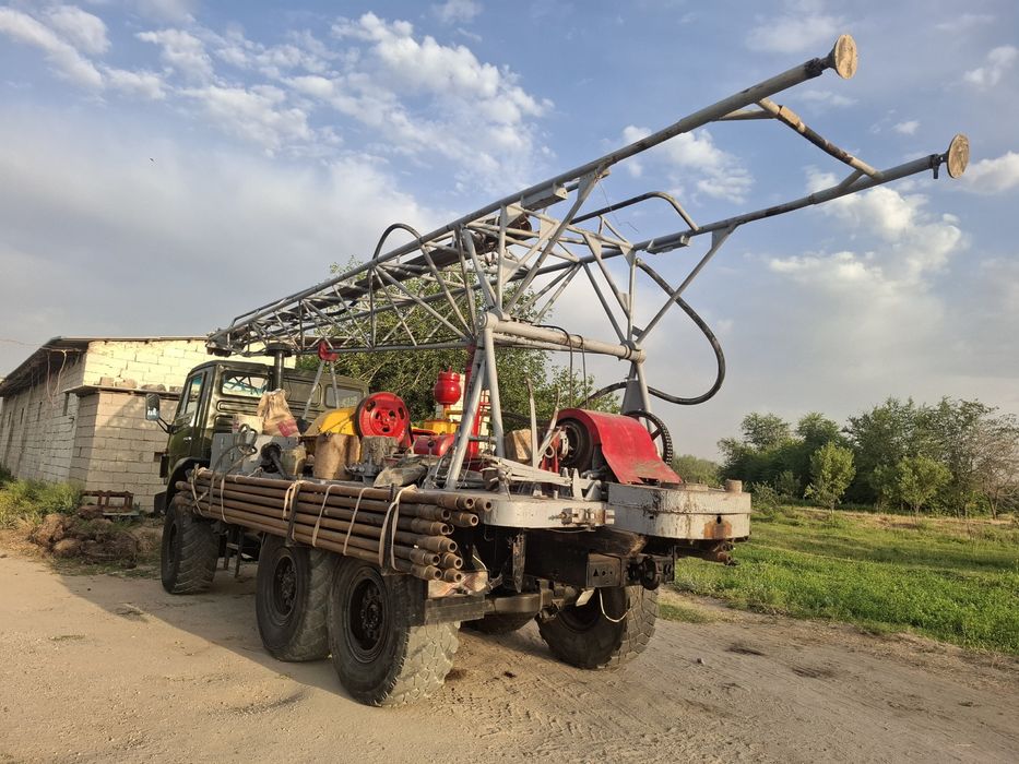 Буровой камаз урб 2.5