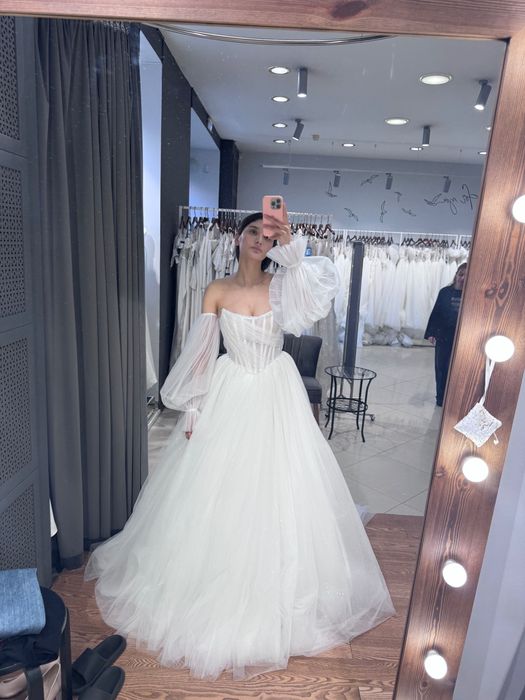 Свадебное платье