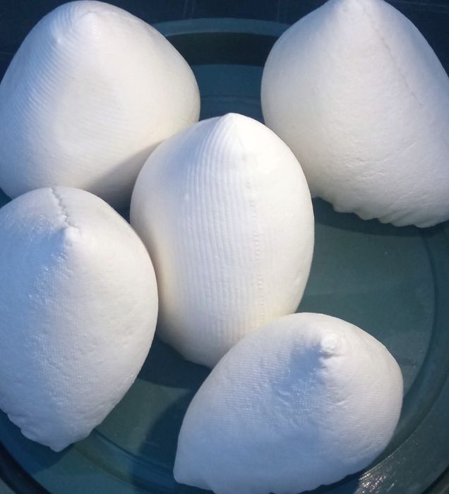 Brânza de vacă din propria fermă