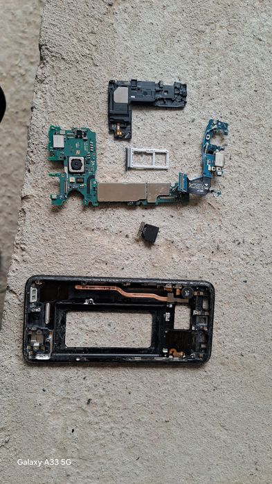 Samsung S8 plus.