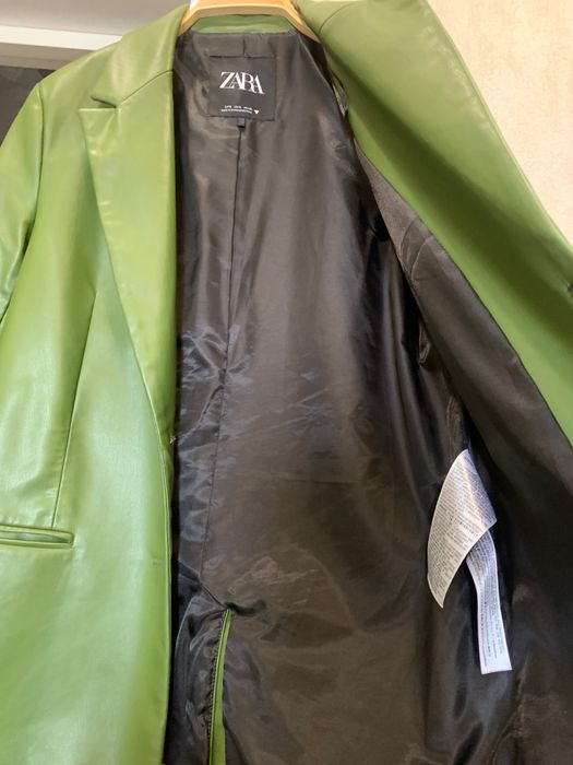 Кожаный пиджак Zara