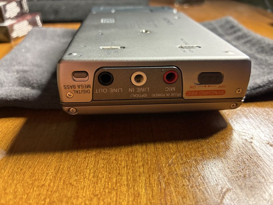Sony minidisc player/recorder