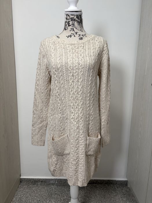 Рокля от плетиво с джобчета