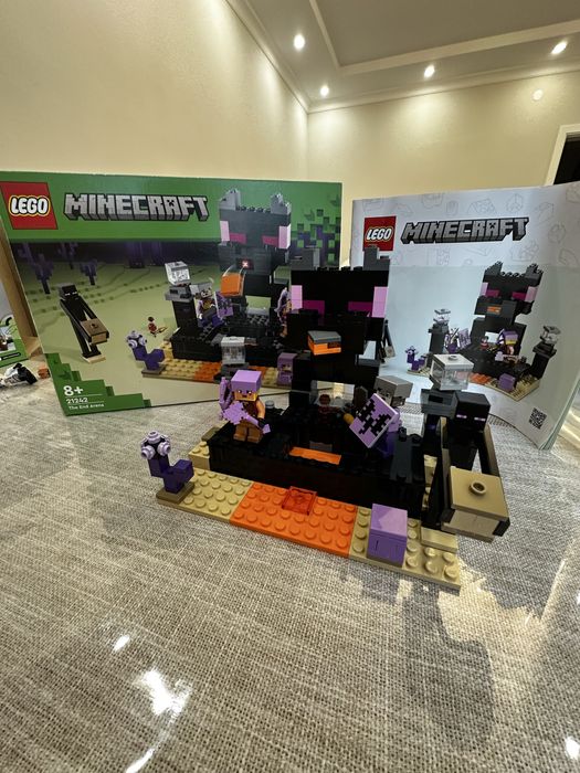 Конструктор LEGO Minecraft 21242
