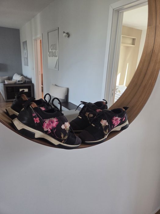 тед бейкър Ted baker обувки номер 36