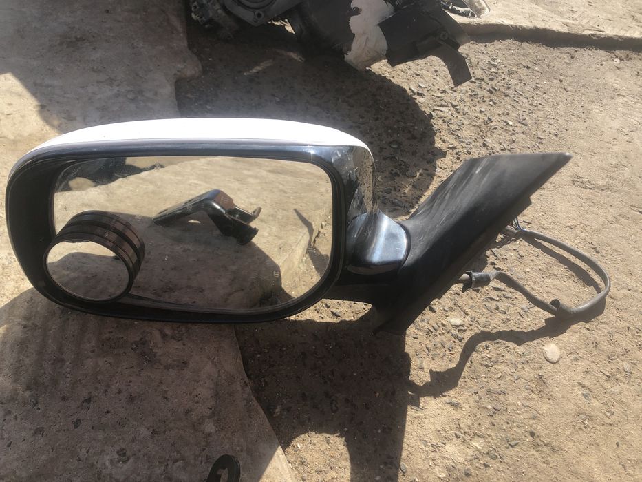 Зеркало заднего вида Тойота королла