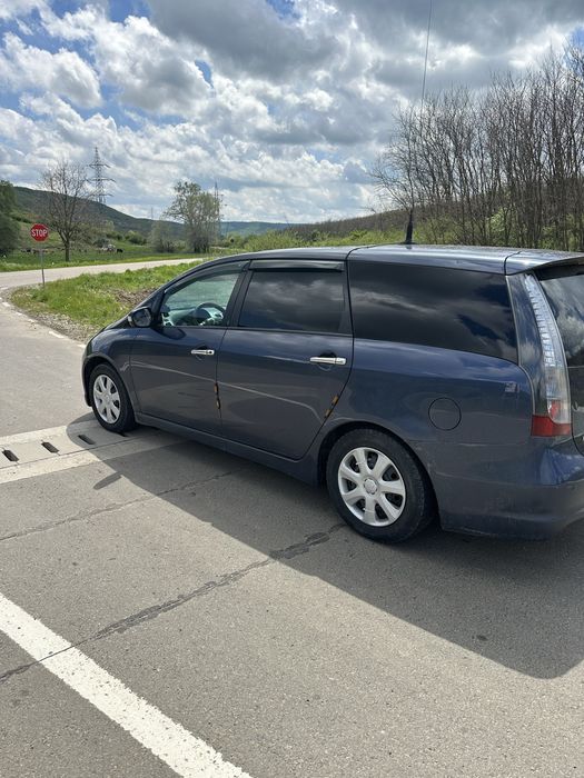 Mitsubishi grandis