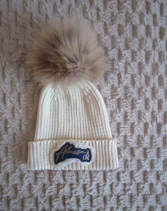 Пуловери и шапка  Alessa/Алеса