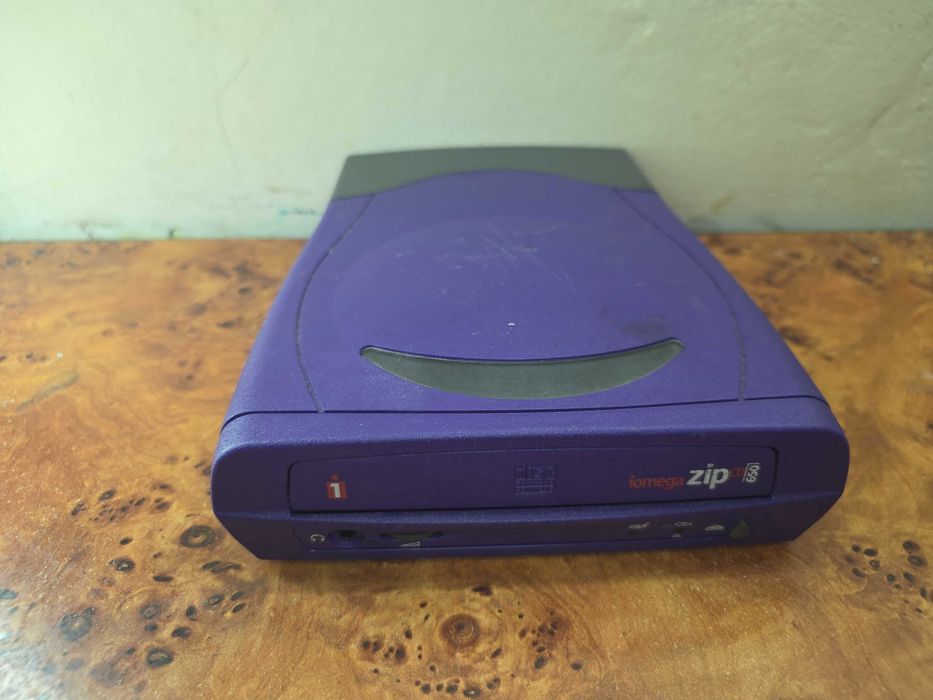 Iomega ZIP CD 650 Drive zipcdusb
