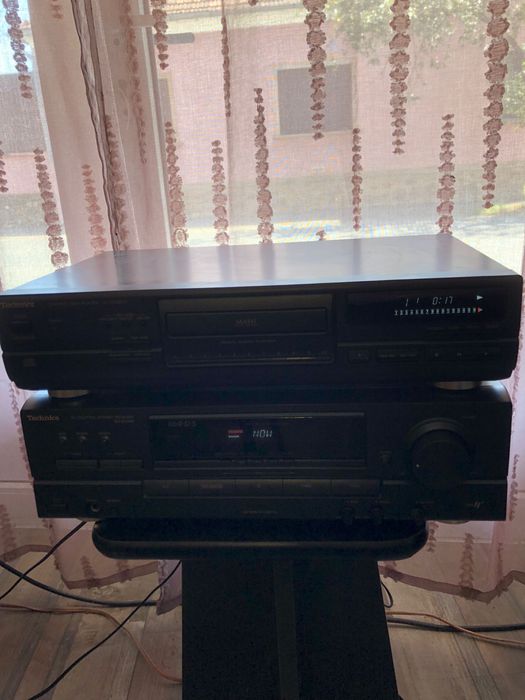 Stereo receiver și cd player Technics