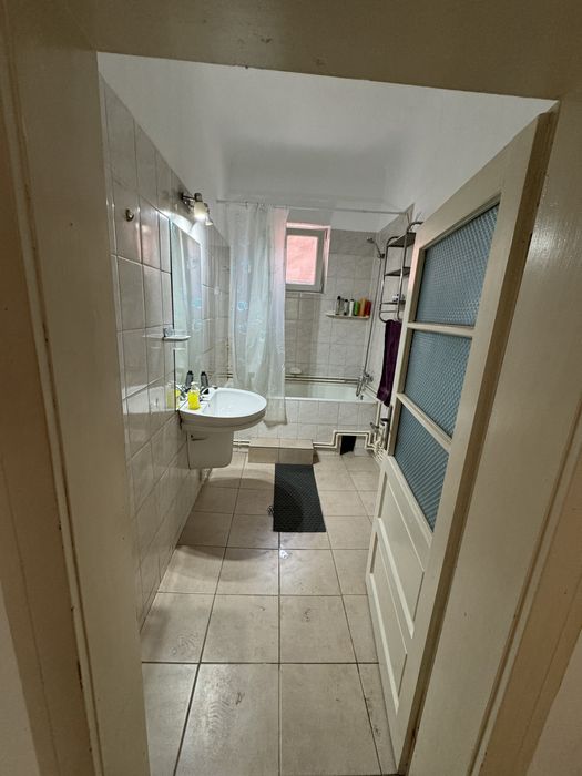 Cazare muncitori  12 locuri in 3 camere