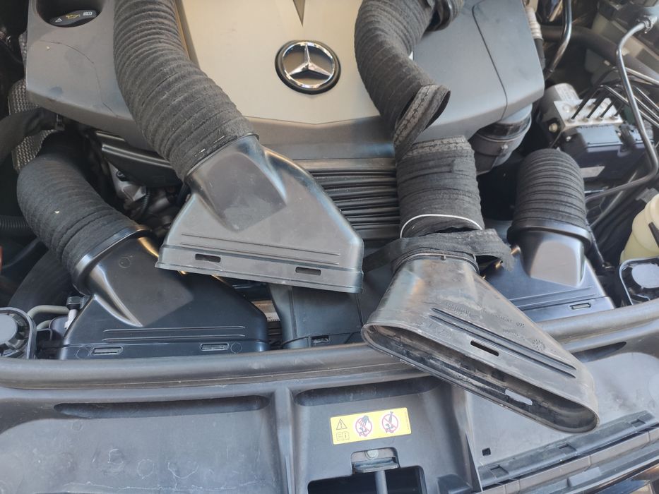 Въздуховод,маркуч въздушен филтър ML W166,X166 350CDI BLUETEC GLE 350