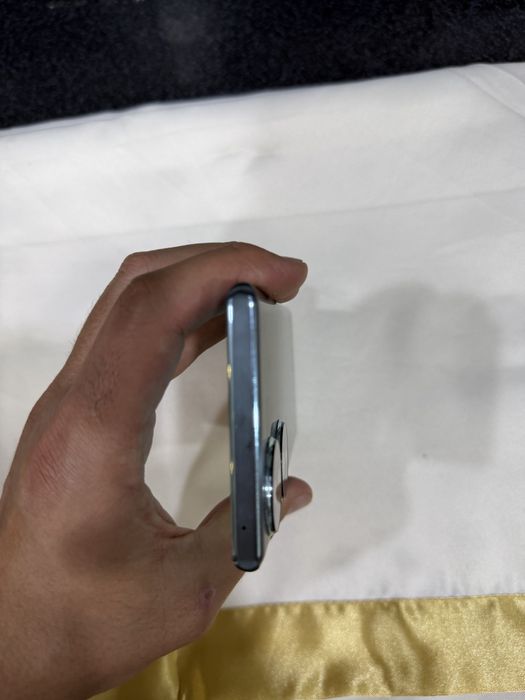 honor 70 pamit 8.128g holati yahwi 1.2 ta joyida qirilgan joyi bor nom