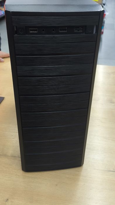 Корпус с БП на750W