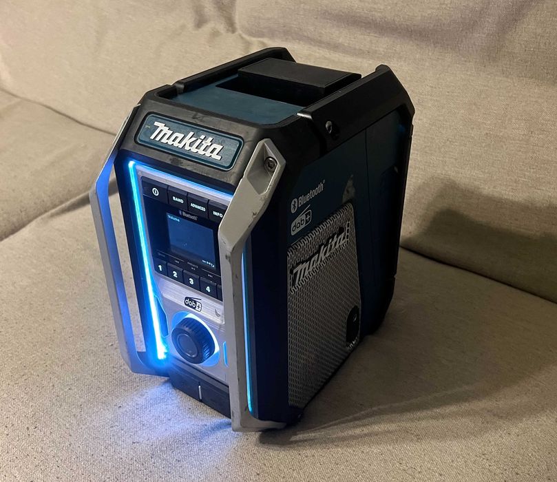 Radio Makita DMR115 DAB+ Bluetooth IP65 18V FM USB AUX