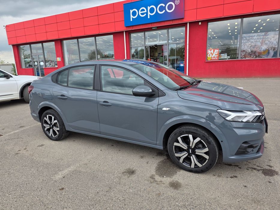 DACIA Logan 2023 — imagine 2