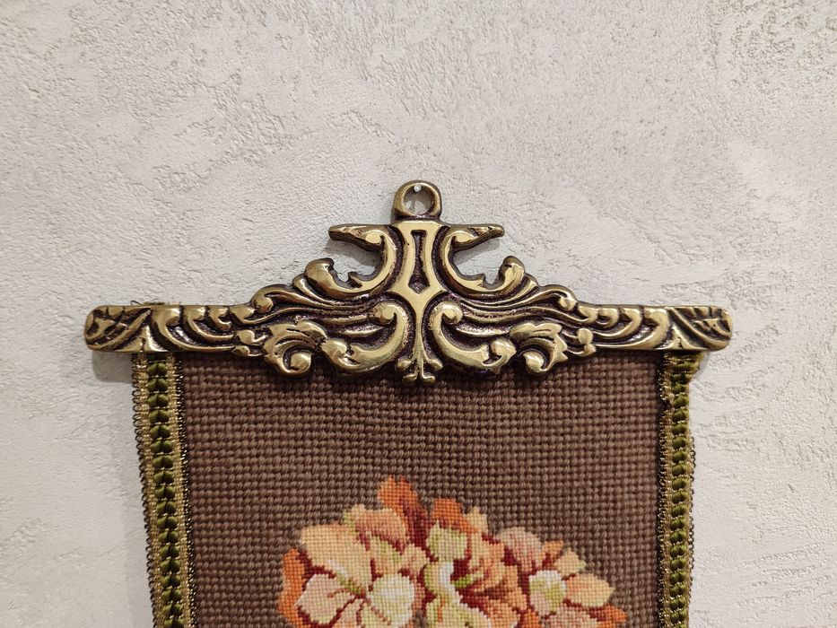 Ръчно бродиран гоблен