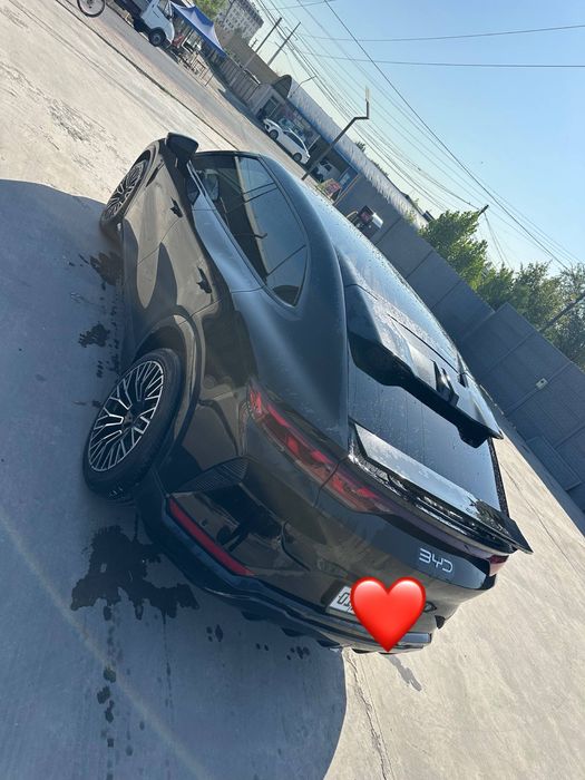 Byd Song L 5 pozitsiya