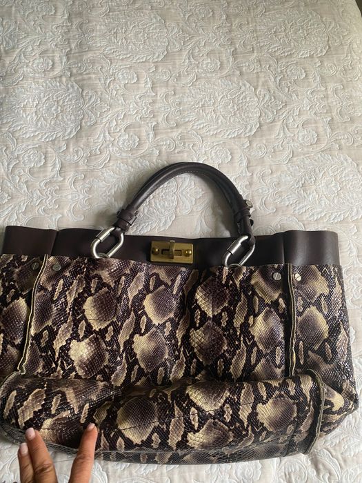 Страхотна чанта P**r ada и Chloe кожена