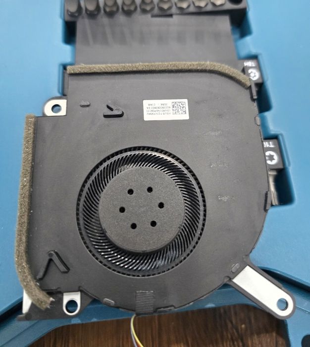 Laptop gaming Asus ROG STRIX G15, i7-10750H , RTX 2070 Super 8GB VRAM