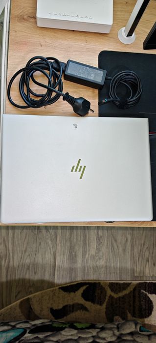 Vând laptop HP Elitebook G6, 16gb ram.