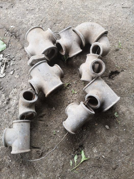 Чугунные колены,тройники,крестовины...