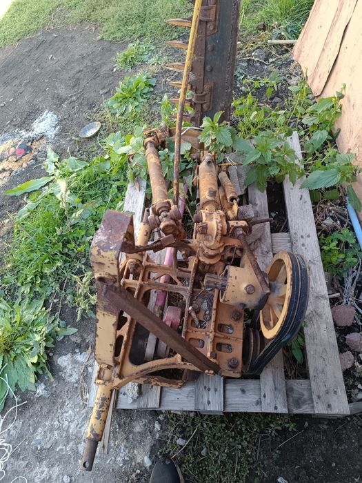 Продаю сенокосилку