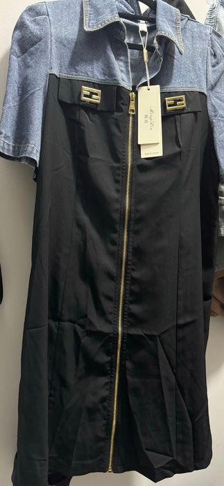 Продам женские платья