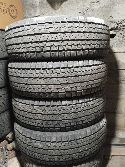 Продам шины б/у Yokohamo 225/70/16