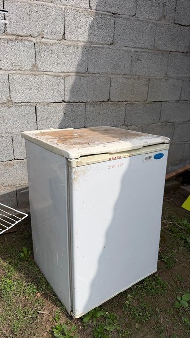 Холодильник бирюса мини