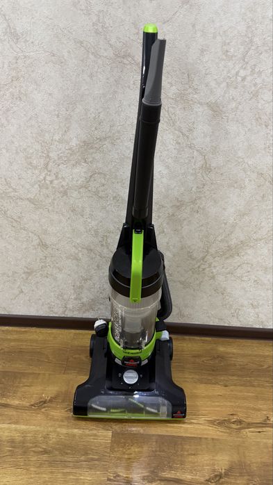 Пылесос Bissell 2261E