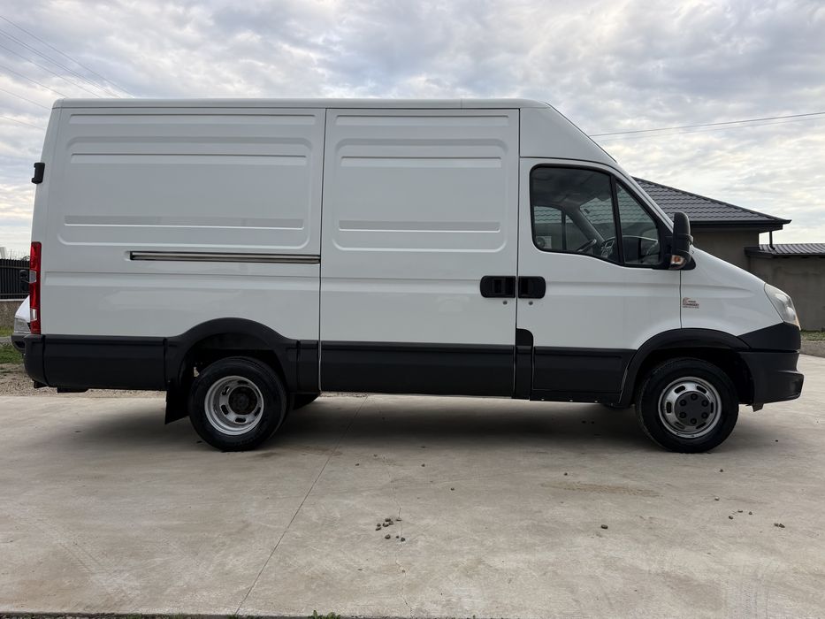 Iveco Daily 40C15 3.0 E5 2013  Cat. B 3.500 kg 35C15