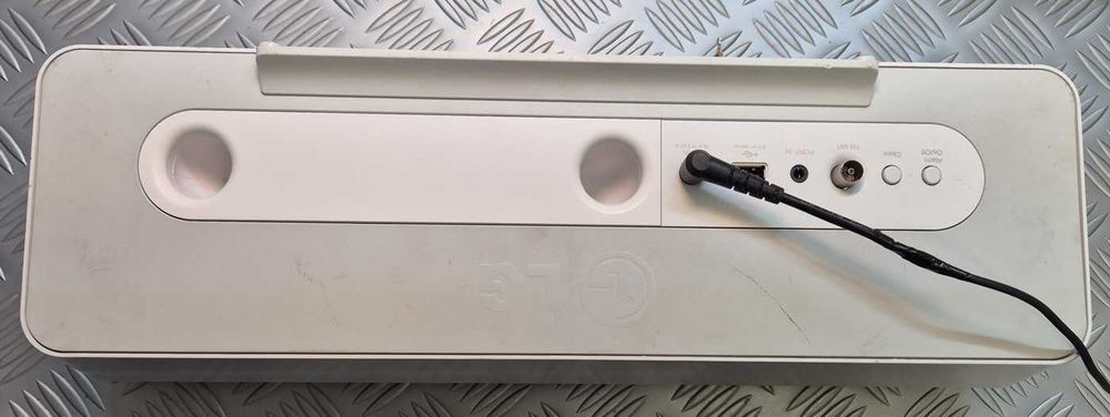 Стерео Bluetooth тонколона LG ND5521 – FM Радио, USB