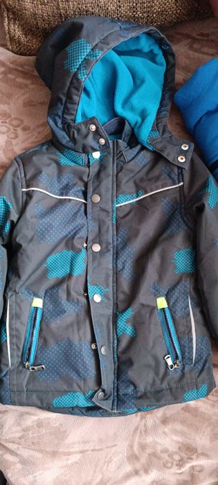 Бебешки зимно яке 104 см и горни дрехи