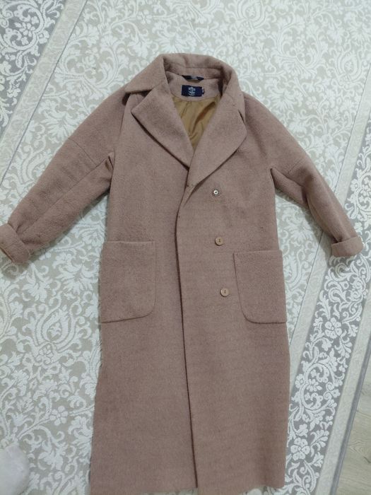 Пальто женская..